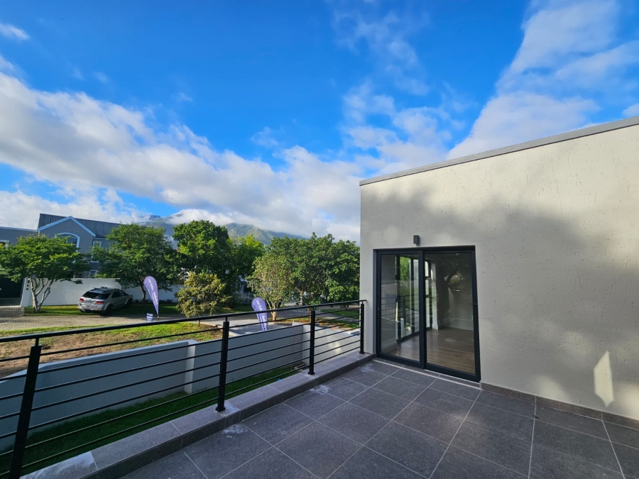 3 Bedroom Property for Sale in Heather Park Western Cape